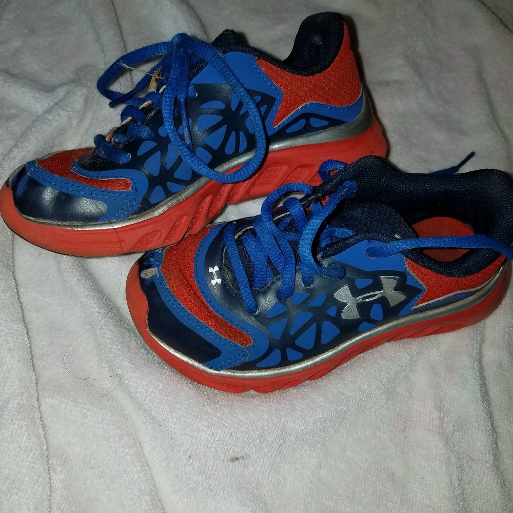 Under armour boys sneakers